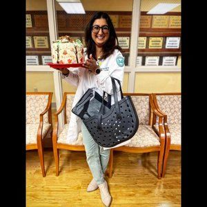 Meet your Posher, Jasmin